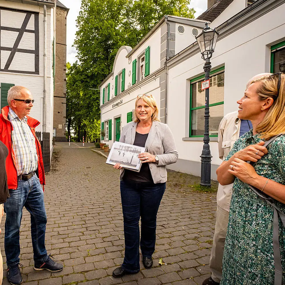Eine Stadtführung in Monheim